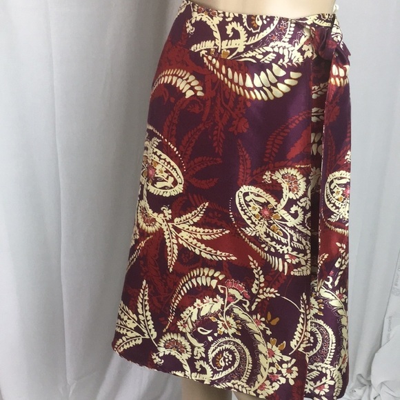 NEW Talbots 100% Silk Skirt Size 10 Petite - Picture 1 of 7